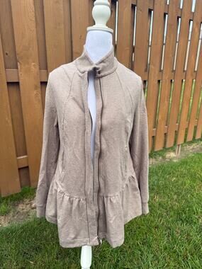 CAbi Weekend Topper jacket peplum hem Size Large